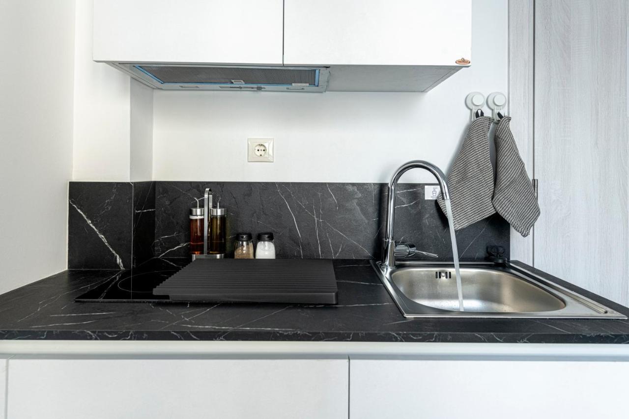 Phaedrus Living Executive Kriel Suites 001 Atenas Exterior foto